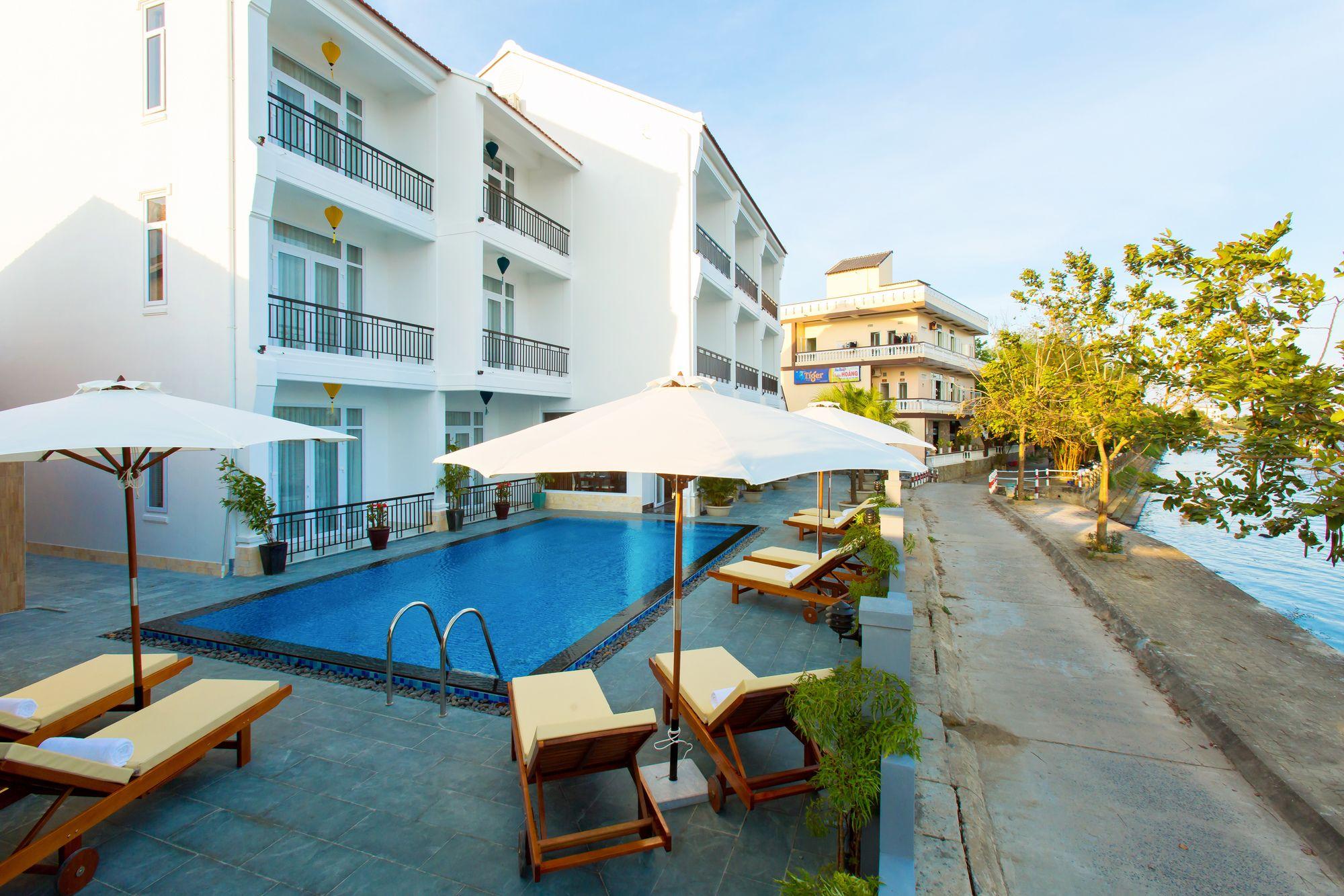 Riverside White House Hotel Hoi An Eksteriør billede