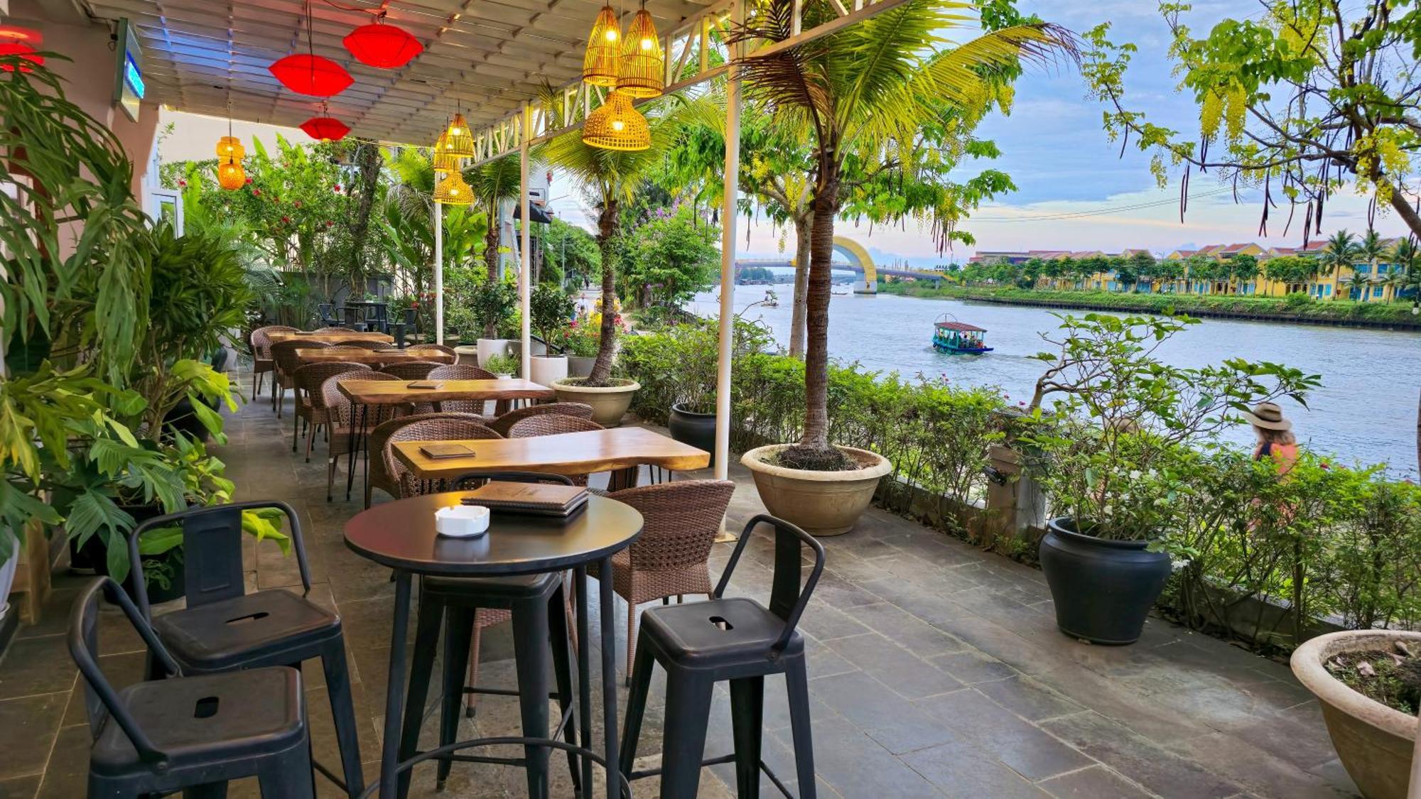 Riverside White House Hotel Hoi An Eksteriør billede